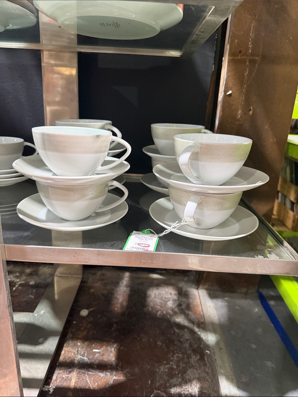 Elegant White and Silver Porcelain Teacup and Saucer Set - Brand:9 plates and cu
